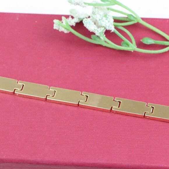 "Bold Rectangular Link Rose Gold Bracelet in Polished Finish, XPBL1143 - Picture 1 of 12
